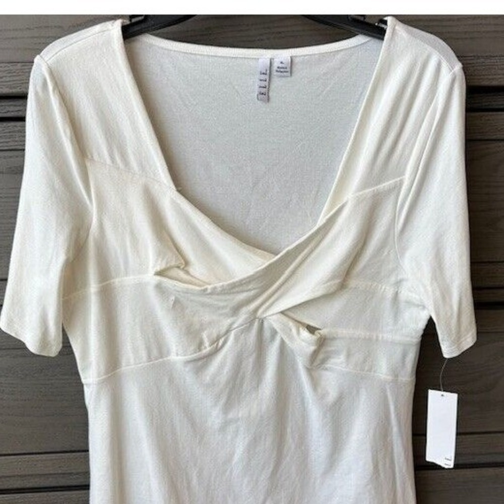 NWT Elle Ivory White Women's Criss Cross Style Short Sleeve Blouse Size XL